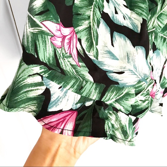 🌿 E&M BLACK PURPLE GREEN RUFFLE ROMPER! - Picture 8 of 10